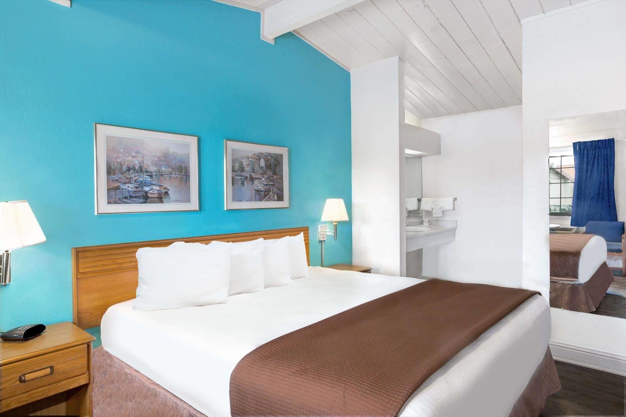 Surestay Hotel By Best Western Seaside Monterey Exteriér fotografie
