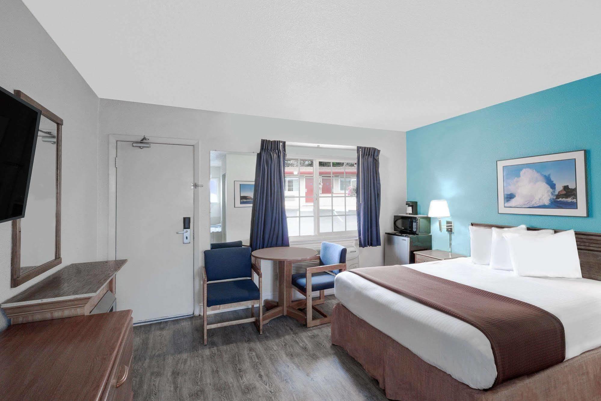 Surestay Hotel By Best Western Seaside Monterey Exteriér fotografie