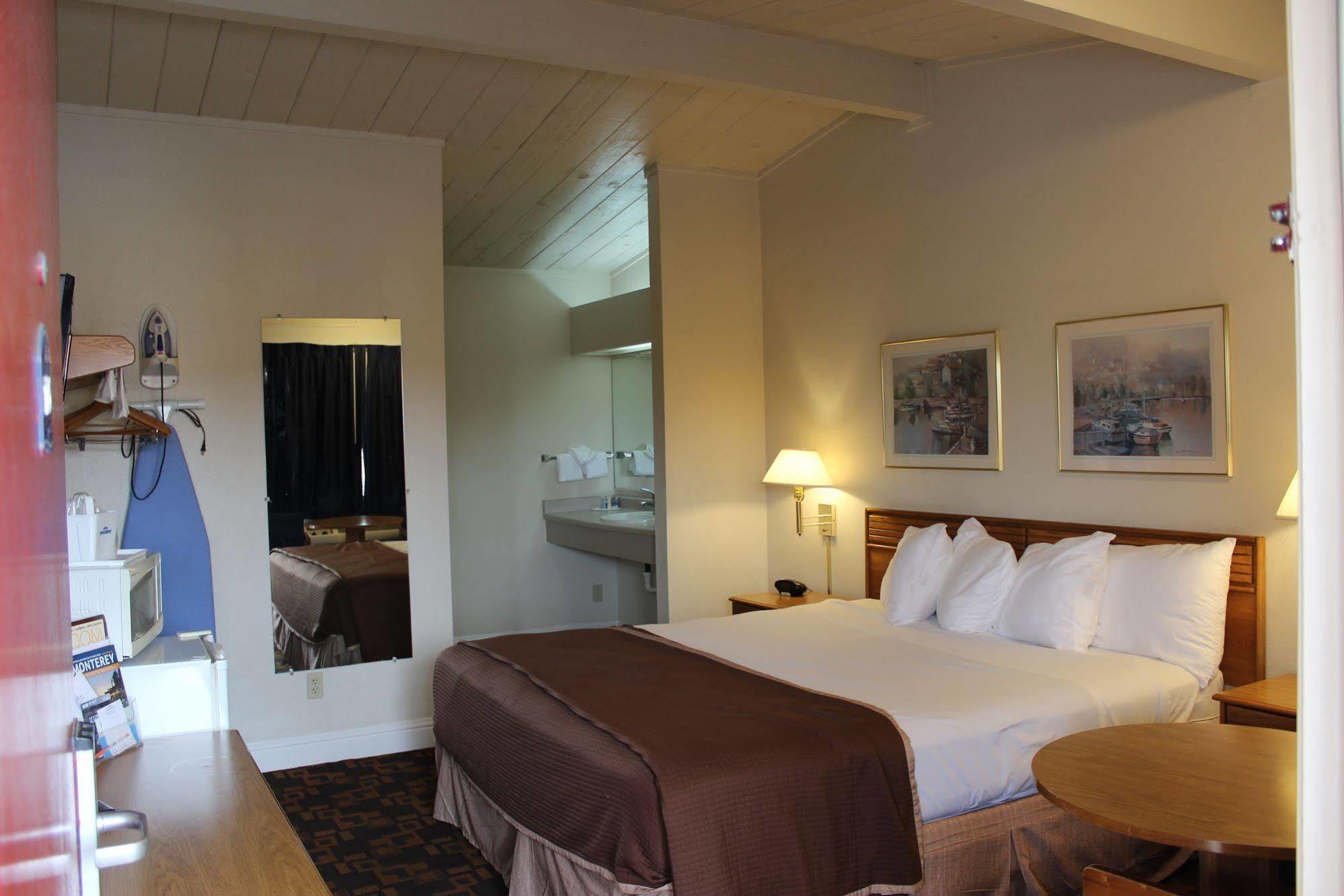 Surestay Hotel By Best Western Seaside Monterey Exteriér fotografie