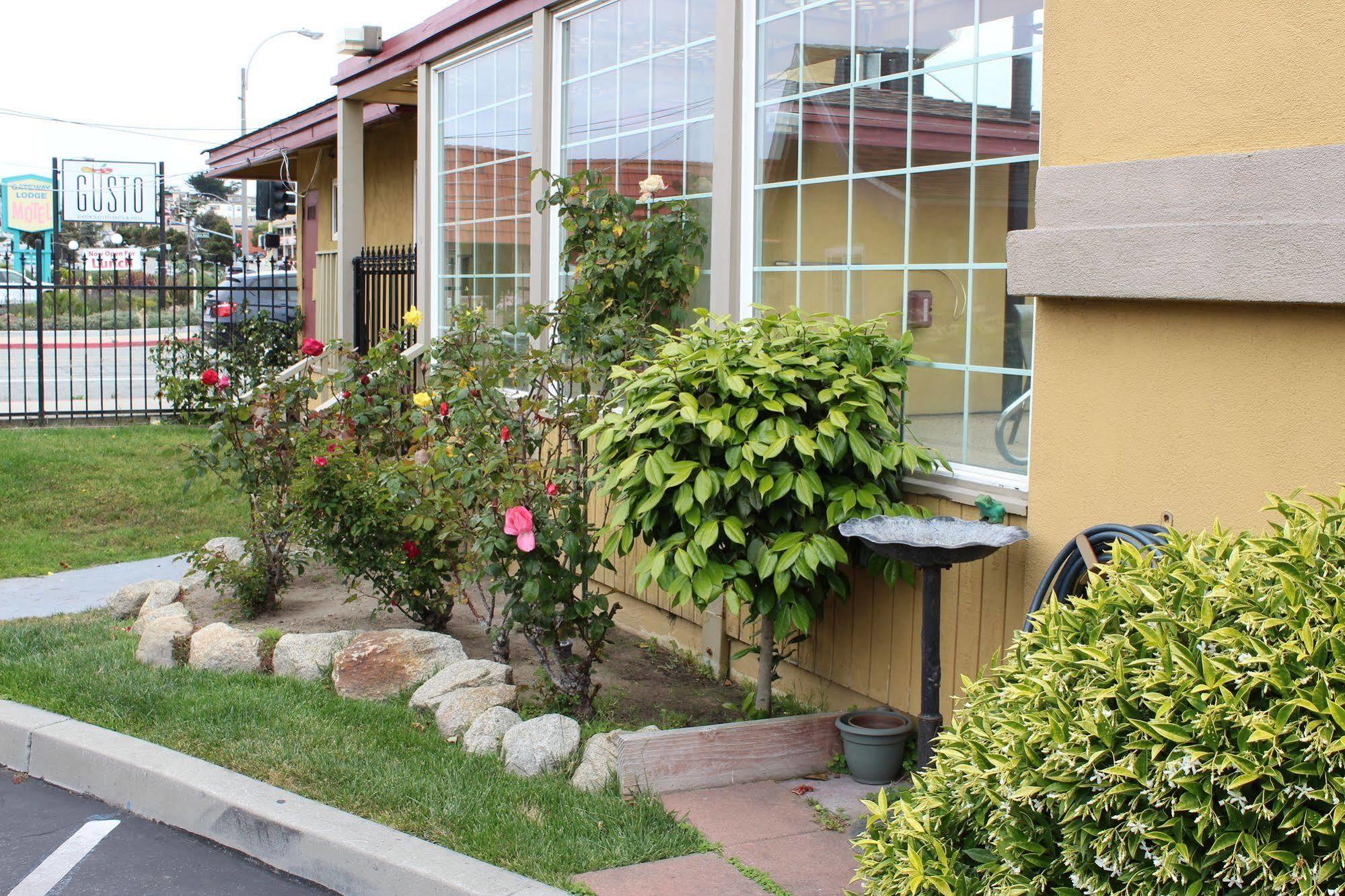 Surestay Hotel By Best Western Seaside Monterey Exteriér fotografie